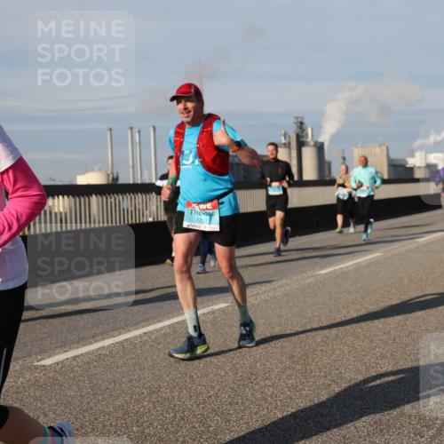 03.10.2025 - Köhlbrandbrückenlauf Lena Gebhardt http://msf.ph/oto/9143155 03.10.2025 10:01:01 Position 2 2024, 16, 760, 3574, 1757 meine-sportfotos.de