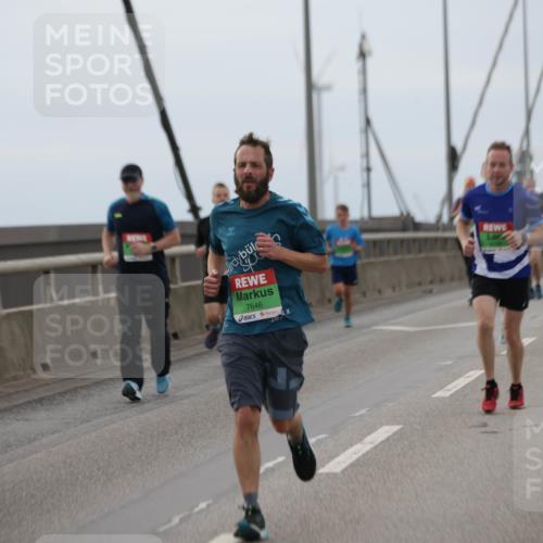 03.10.2025 - Köhlbrandbrückenlauf Jannik Wohlers http://msf.ph/oto/9143162 03.10.2025 15:44:25 Position 1 616, 7646 meine-sportfotos.de