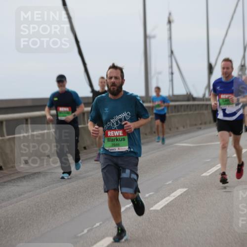 03.10.2025 - Köhlbrandbrückenlauf Jannik Wohlers http://msf.ph/oto/9143166 03.10.2025 15:44:25 Position 1 9, 7646 meine-sportfotos.de