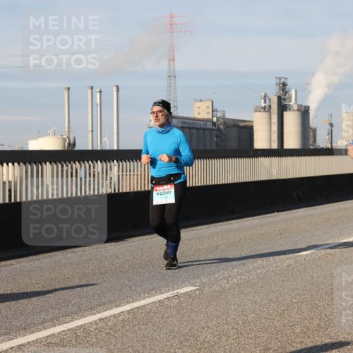 03.10.2025 - Köhlbrandbrückenlauf Lena Gebhardt http://msf.ph/oto/9143246 03.10.2025 10:01:07 Position 2 3114, 4 meine-sportfotos.de