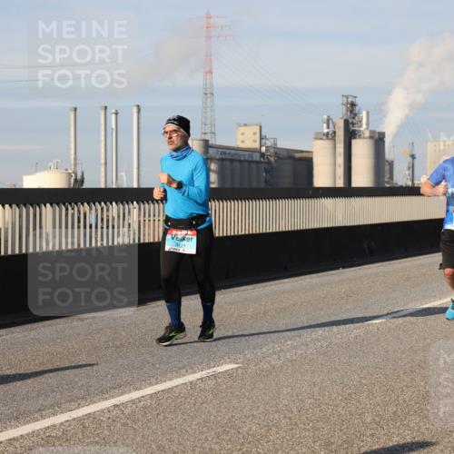 03.10.2025 - Köhlbrandbrückenlauf Lena Gebhardt http://msf.ph/oto/9143252 03.10.2025 10:01:07 Position 2 3114 meine-sportfotos.de