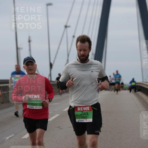 03.10.2025 - Köhlbrandbrückenlauf Jannik Wohlers http://msf.ph/oto/9143270 03.10.2025 15:44:32 Position 1 7179, 7434 meine-sportfotos.de
