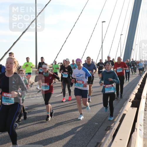 03.10.2025 - Köhlbrandbrückenlauf Yannick Fuchs http://msf.ph/oto/9143306 03.10.2025 08:30:13 Position 2 1654, 41, 2953 meine-sportfotos.de