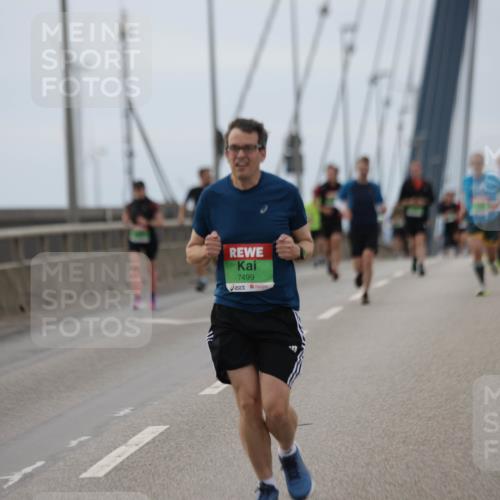 03.10.2025 - Köhlbrandbrückenlauf Jannik Wohlers http://msf.ph/oto/9143338 03.10.2025 15:44:36 Position 1 7499 meine-sportfotos.de