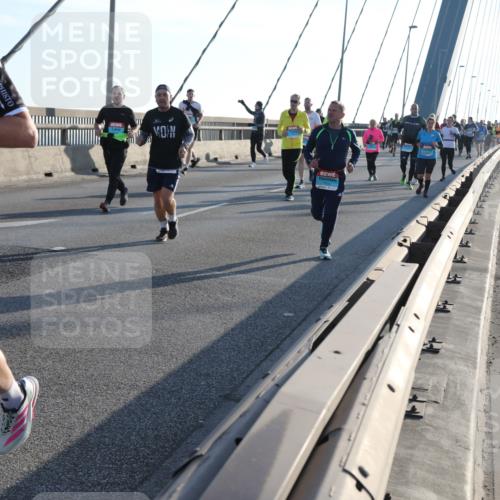 03.10.2025 - Köhlbrandbrückenlauf Yannick Fuchs http://msf.ph/oto/9143341 03.10.2025 08:30:16 Position 2 11, 2431 meine-sportfotos.de