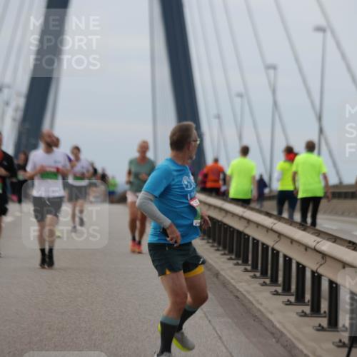 03.10.2025 - Köhlbrandbrückenlauf Jannik Wohlers http://msf.ph/oto/9143385 03.10.2025 15:44:44 Position 1  meine-sportfotos.de