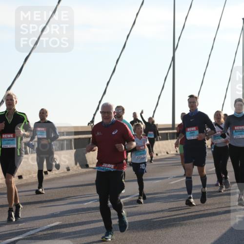 03.10.2025 - Köhlbrandbrückenlauf Yannick Fuchs http://msf.ph/oto/9143412 03.10.2025 08:30:23 Position 2 1201, 10, 1439 meine-sportfotos.de