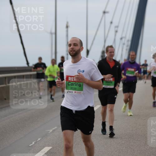03.10.2025 - Köhlbrandbrückenlauf Jannik Wohlers http://msf.ph/oto/9143498 03.10.2025 15:44:50 Position 1 8539 meine-sportfotos.de