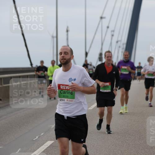 03.10.2025 - Köhlbrandbrückenlauf Jannik Wohlers http://msf.ph/oto/9143505 03.10.2025 15:44:50 Position 1 8539 meine-sportfotos.de