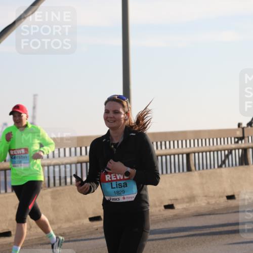 03.10.2025 - Köhlbrandbrückenlauf Yannick Fuchs http://msf.ph/oto/9143658 03.10.2025 08:31:06 Position 2 1829, 3394 meine-sportfotos.de