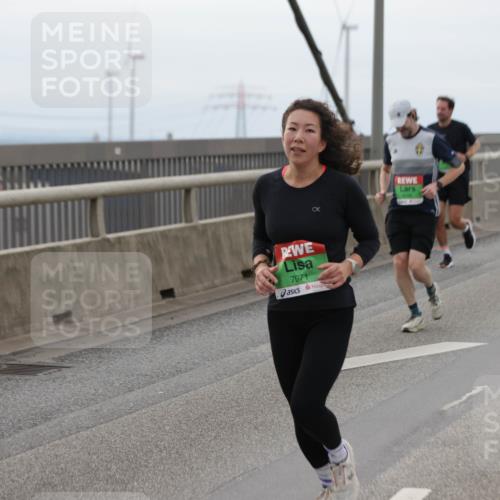 03.10.2025 - Köhlbrandbrückenlauf Jannik Wohlers http://msf.ph/oto/9143659 03.10.2025 15:45:00 Position 1 7071 meine-sportfotos.de