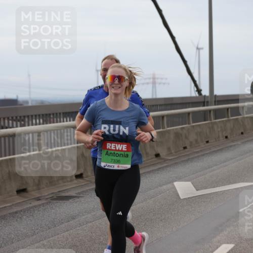03.10.2025 - Köhlbrandbrückenlauf Jannik Wohlers http://msf.ph/oto/9143841 03.10.2025 15:45:11 Position 1 2024, 7336 meine-sportfotos.de