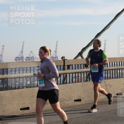 03.10.2025 - Köhlbrandbrückenlauf Yannick Fuchs http://msf.ph/oto/9143872 03.10.2025 08:31:22 Position 2 1154, 3691 meine-sportfotos.de