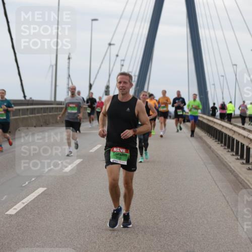 03.10.2025 - Köhlbrandbrückenlauf Jannik Wohlers http://msf.ph/oto/9143938 03.10.2025 15:45:15 Position 1 9110 meine-sportfotos.de