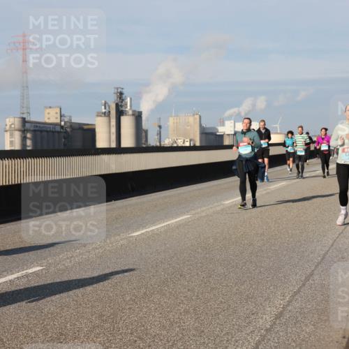 03.10.2025 - Köhlbrandbrückenlauf Lena Gebhardt http://msf.ph/oto/9143941 03.10.2025 10:01:43 Position 2  meine-sportfotos.de