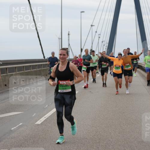 03.10.2025 - Köhlbrandbrückenlauf Jannik Wohlers http://msf.ph/oto/9143977 03.10.2025 15:45:19 Position 1 9572, 7616 meine-sportfotos.de