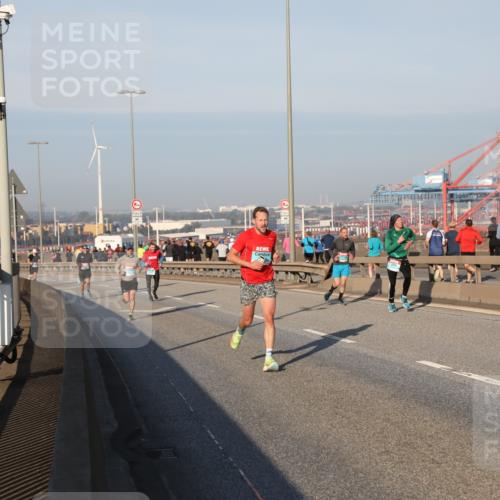 03.10.2025 - Köhlbrandbrückenlauf Yannick Fuchs http://msf.ph/oto/9144163 03.10.2025 08:32:04 Position 2  meine-sportfotos.de
