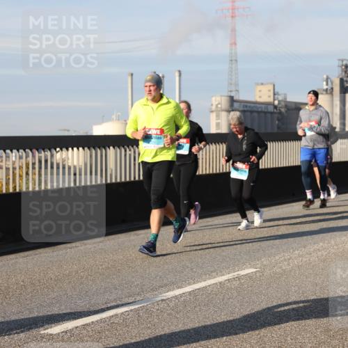 03.10.2025 - Köhlbrandbrückenlauf Lena Gebhardt http://msf.ph/oto/9144248 03.10.2025 10:02:02 Position 2  meine-sportfotos.de
