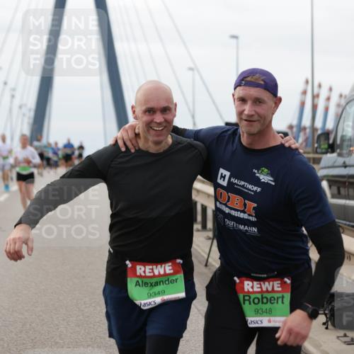 03.10.2025 - Köhlbrandbrückenlauf Jannik Wohlers http://msf.ph/oto/9144278 03.10.2025 15:45:33 Position 1 2025, 9349, 9348 meine-sportfotos.de