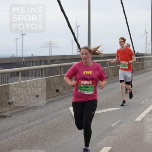 03.10.2025 - Köhlbrandbrückenlauf Jannik Wohlers http://msf.ph/oto/9144295 03.10.2025 15:45:34 Position 1 8984 meine-sportfotos.de