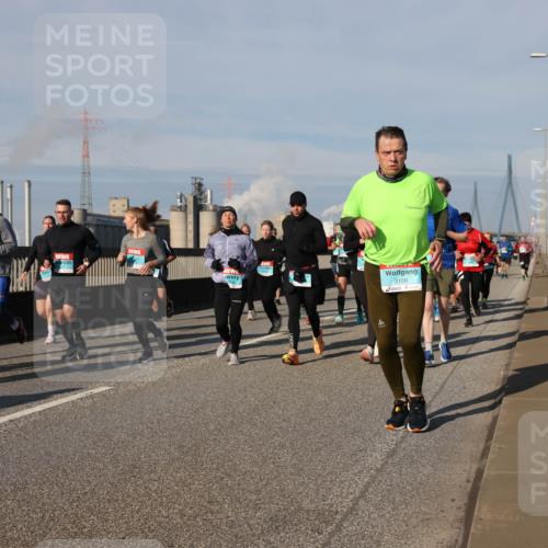 03.10.2025 - Köhlbrandbrückenlauf Lena Gebhardt http://msf.ph/oto/9144300 03.10.2025 10:02:03 Position 2 3109 meine-sportfotos.de