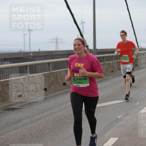 03.10.2025 - Köhlbrandbrückenlauf Jannik Wohlers http://msf.ph/oto/9144303 03.10.2025 15:45:34 Position 1 3, 8984 meine-sportfotos.de