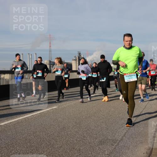 03.10.2025 - Köhlbrandbrückenlauf Lena Gebhardt http://msf.ph/oto/9144306 03.10.2025 10:02:04 Position 2 3109 meine-sportfotos.de