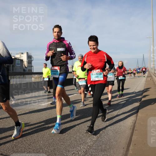 03.10.2025 - Köhlbrandbrückenlauf Lena Gebhardt http://msf.ph/oto/9144415 03.10.2025 10:02:08 Position 2 2977, 1, 2969, 978, 3029, 2740 meine-sportfotos.de