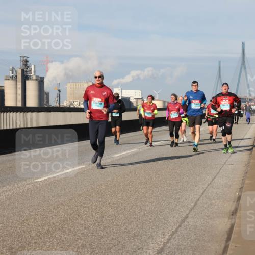 03.10.2025 - Köhlbrandbrückenlauf Lena Gebhardt http://msf.ph/oto/9144497 03.10.2025 10:02:12 Position 2 1483 meine-sportfotos.de