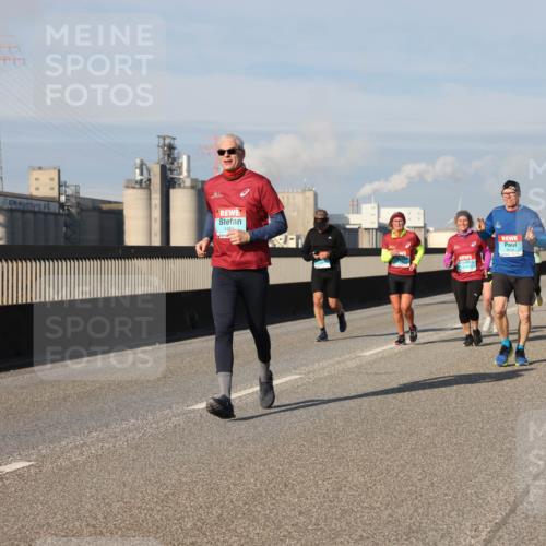 03.10.2025 - Köhlbrandbrückenlauf Lena Gebhardt http://msf.ph/oto/9144516 03.10.2025 10:02:13 Position 2  meine-sportfotos.de