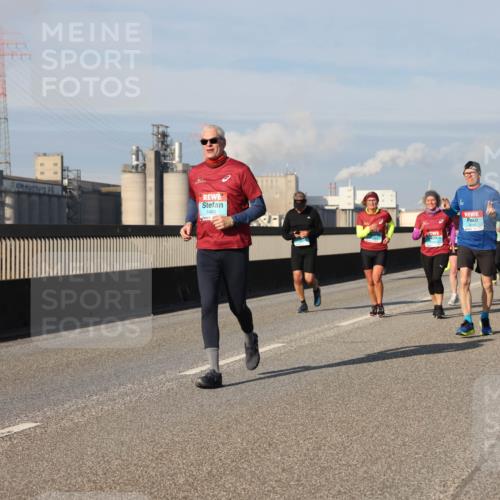 03.10.2025 - Köhlbrandbrückenlauf Lena Gebhardt http://msf.ph/oto/9144520 03.10.2025 10:02:13 Position 2 1483 meine-sportfotos.de