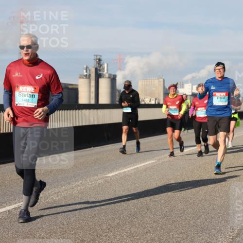 03.10.2025 - Köhlbrandbrückenlauf Lena Gebhardt http://msf.ph/oto/9144549 03.10.2025 10:02:14 Position 2 1483, 3259, 3713 meine-sportfotos.de