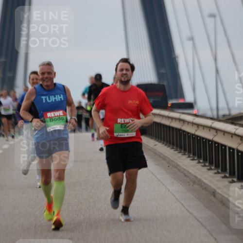 03.10.2025 - Köhlbrandbrückenlauf Jannik Wohlers http://msf.ph/oto/9144689 03.10.2025 15:46:05 Position 1 9567, 7304 meine-sportfotos.de