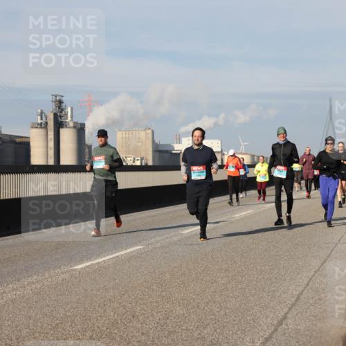 03.10.2025 - Köhlbrandbrückenlauf Lena Gebhardt http://msf.ph/oto/9144781 03.10.2025 10:02:25 Position 2 3069 meine-sportfotos.de
