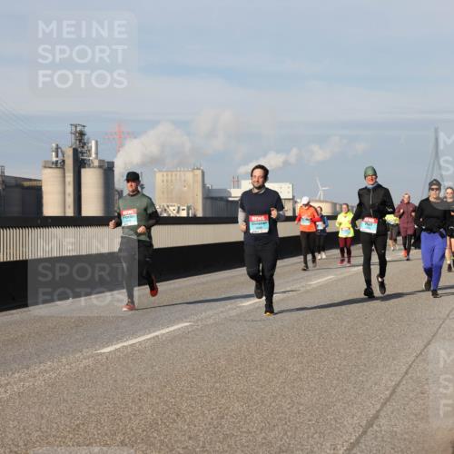 03.10.2025 - Köhlbrandbrückenlauf Lena Gebhardt http://msf.ph/oto/9144785 03.10.2025 10:02:25 Position 2 3669 meine-sportfotos.de