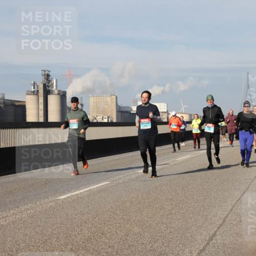 03.10.2025 - Köhlbrandbrückenlauf Lena Gebhardt http://msf.ph/oto/9144788 03.10.2025 10:02:25 Position 2  meine-sportfotos.de