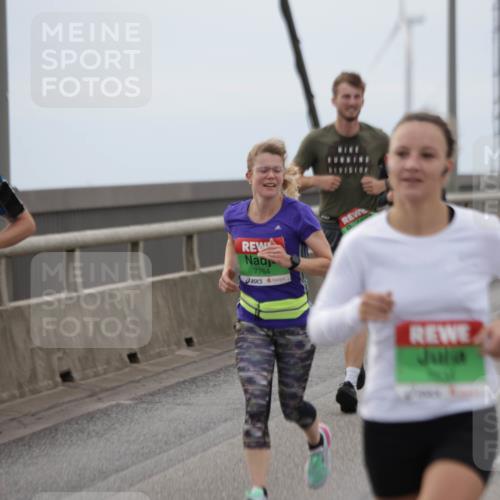 03.10.2025 - Köhlbrandbrückenlauf Jannik Wohlers http://msf.ph/oto/9144963 03.10.2025 15:46:23 Position 1 9458, 89405, 7764 meine-sportfotos.de
