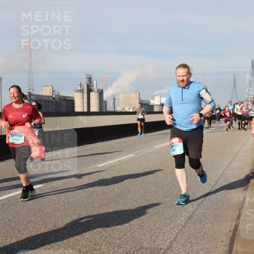 03.10.2025 - Köhlbrandbrückenlauf Lena Gebhardt http://msf.ph/oto/9145062 03.10.2025 10:02:39 Position 2 2008, 1664 meine-sportfotos.de