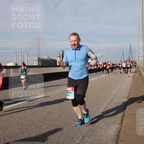 03.10.2025 - Köhlbrandbrückenlauf Lena Gebhardt http://msf.ph/oto/9145079 03.10.2025 10:02:40 Position 2 2008, 1664 meine-sportfotos.de