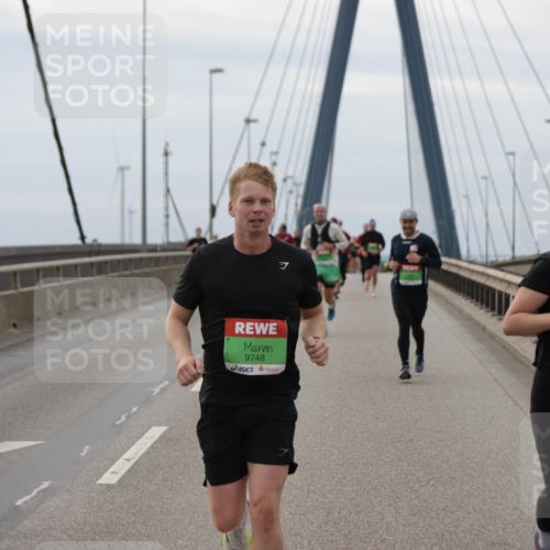 03.10.2025 - Köhlbrandbrückenlauf Jannik Wohlers http://msf.ph/oto/9145152 03.10.2025 15:46:37 Position 1 7, 9748, 8814 meine-sportfotos.de