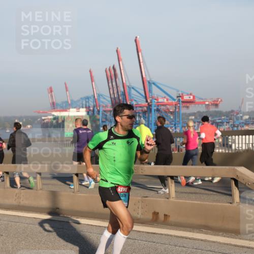 03.10.2025 - Köhlbrandbrückenlauf Yannick Fuchs http://msf.ph/oto/9145207 03.10.2025 08:34:17 Position 2  meine-sportfotos.de