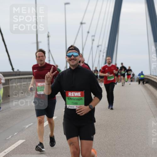 03.10.2025 - Köhlbrandbrückenlauf Jannik Wohlers http://msf.ph/oto/9145225 03.10.2025 15:46:46 Position 1 872, 7588 meine-sportfotos.de