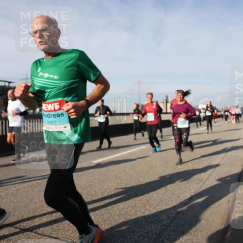 03.10.2025 - Köhlbrandbrückenlauf Lena Gebhardt http://msf.ph/oto/9145298 03.10.2025 10:02:52 Position 2 3662 meine-sportfotos.de