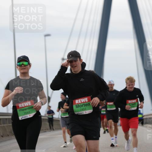 03.10.2025 - Köhlbrandbrückenlauf Jannik Wohlers http://msf.ph/oto/9145324 03.10.2025 15:46:59 Position 1 7583, 7452 meine-sportfotos.de