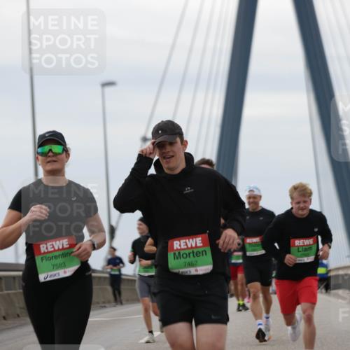 03.10.2025 - Köhlbrandbrückenlauf Jannik Wohlers http://msf.ph/oto/9145326 03.10.2025 15:46:59 Position 1 7583, 7452, 16 meine-sportfotos.de