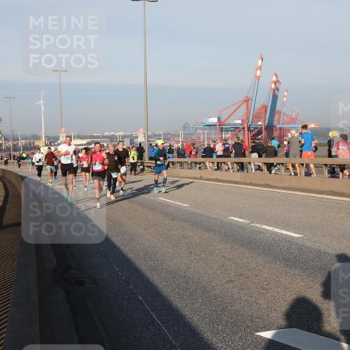 03.10.2025 - Köhlbrandbrückenlauf Yannick Fuchs http://msf.ph/oto/9145564 03.10.2025 08:34:48 Position 2  meine-sportfotos.de