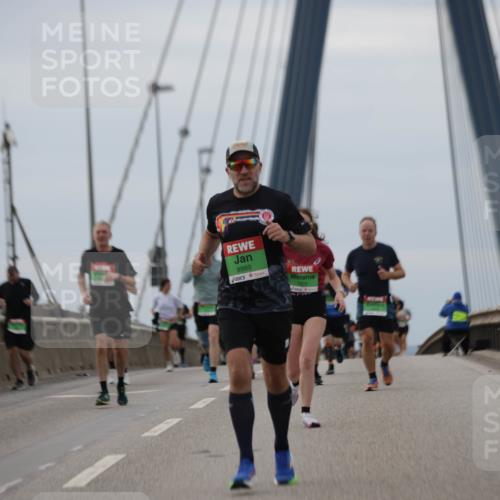 03.10.2025 - Köhlbrandbrückenlauf Jannik Wohlers http://msf.ph/oto/9145583 03.10.2025 15:47:17 Position 1 8989, 7203 meine-sportfotos.de