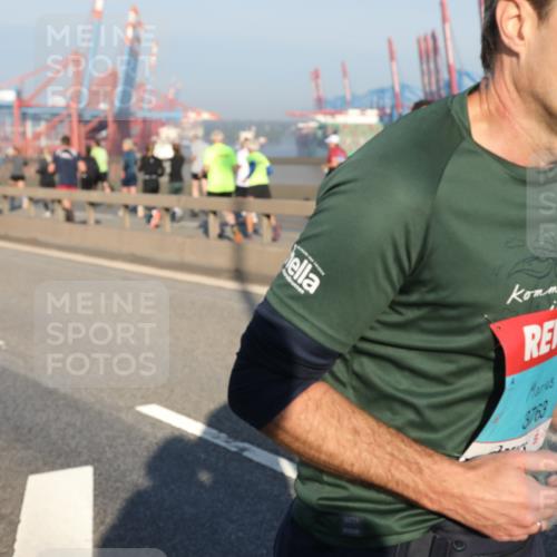 03.10.2025 - Köhlbrandbrückenlauf Yannick Fuchs http://msf.ph/oto/9145651 03.10.2025 08:35:00 Position 2 000, 3763 meine-sportfotos.de