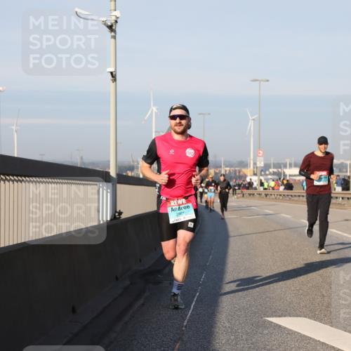 03.10.2025 - Köhlbrandbrückenlauf Yannick Fuchs http://msf.ph/oto/9145878 03.10.2025 08:35:23 Position 2 2961 meine-sportfotos.de