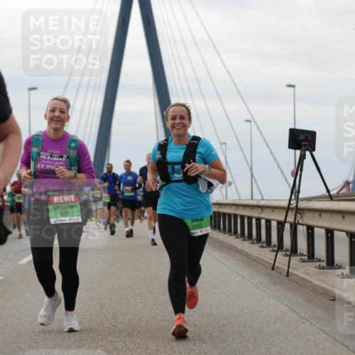 03.10.2025 - Köhlbrandbrückenlauf Jannik Wohlers http://msf.ph/oto/9145919 03.10.2025 15:47:46 Position 1 7339, 9200, 9202 meine-sportfotos.de